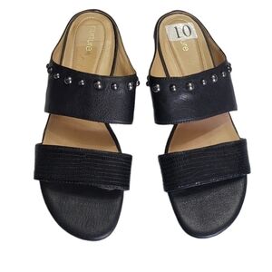 Nurture Cassandrah Black Leather Slip-on Sandals. Size 10